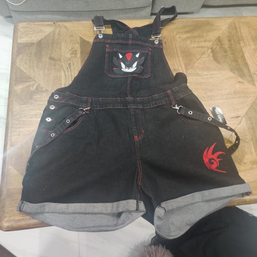 Hot Topic Sonic Hedgehog shorts overalls size 3x New